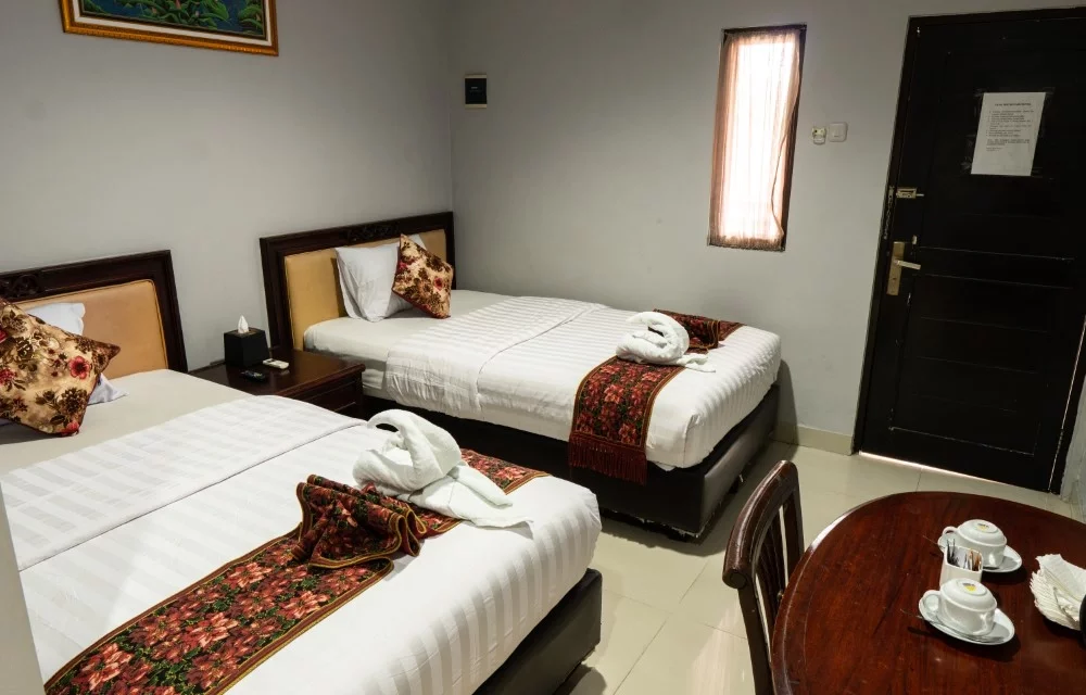 Standard Twin Room